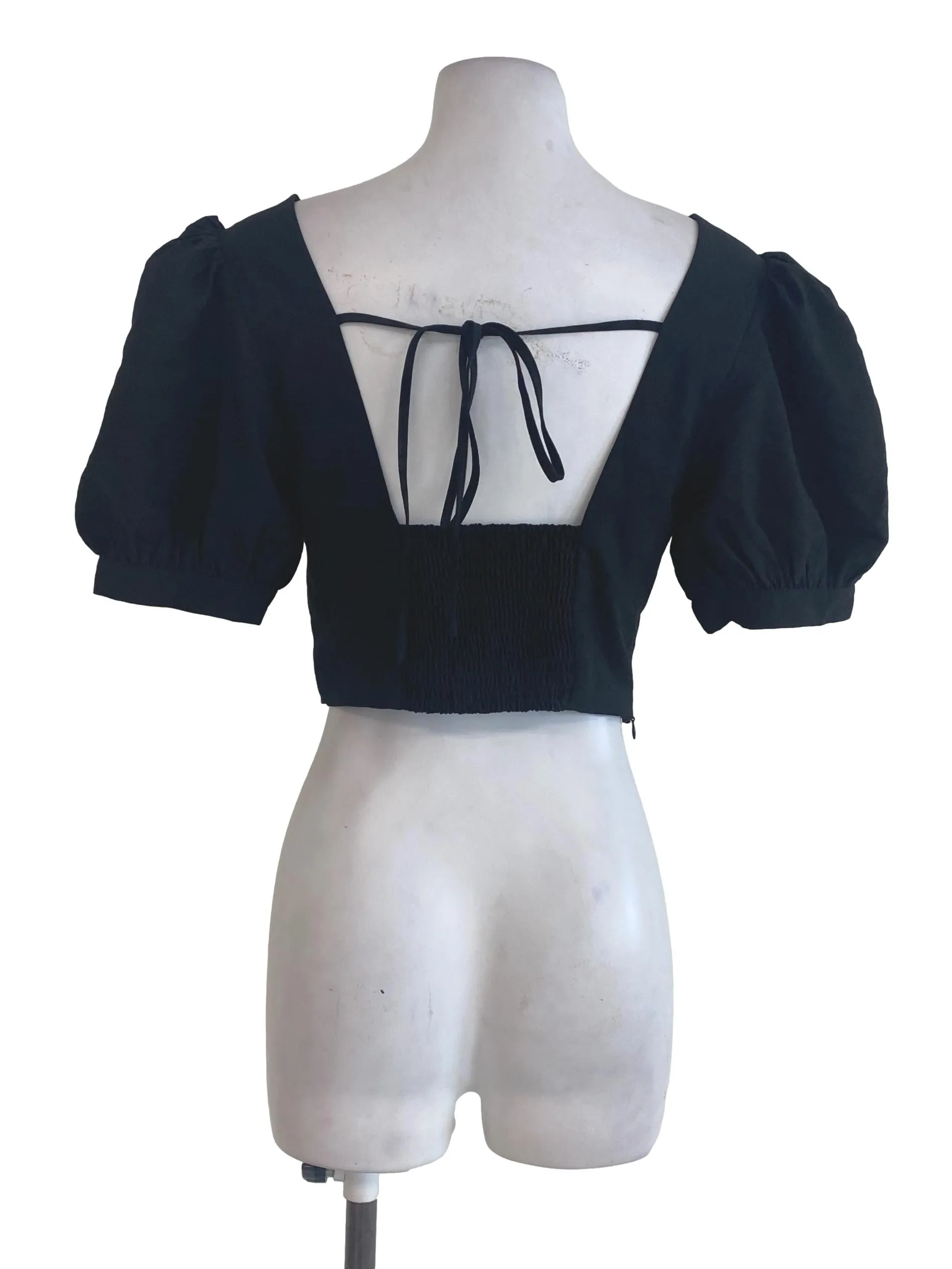 Black Puffy Crop Top