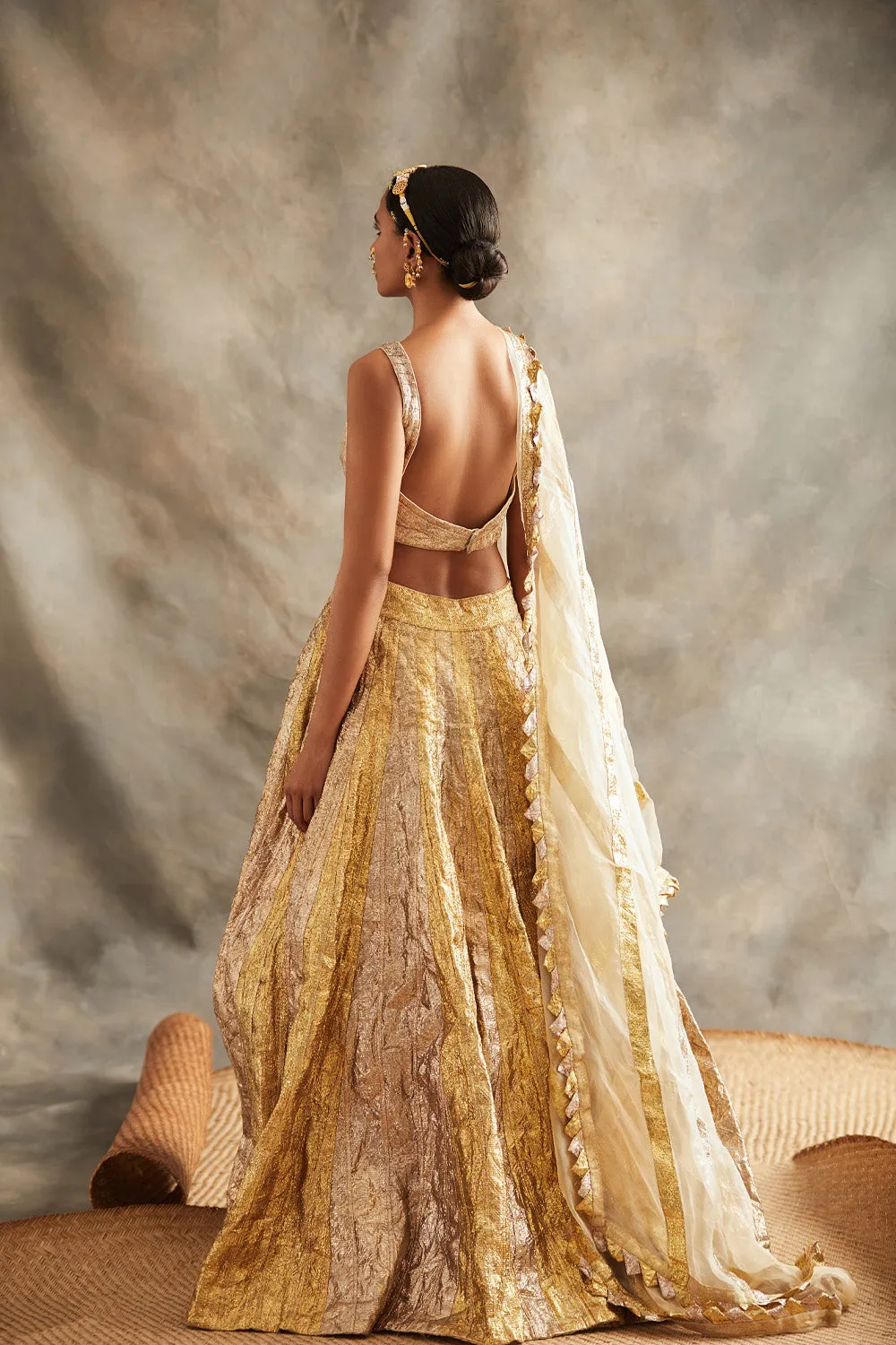 Chandi Sona Lehenga Set