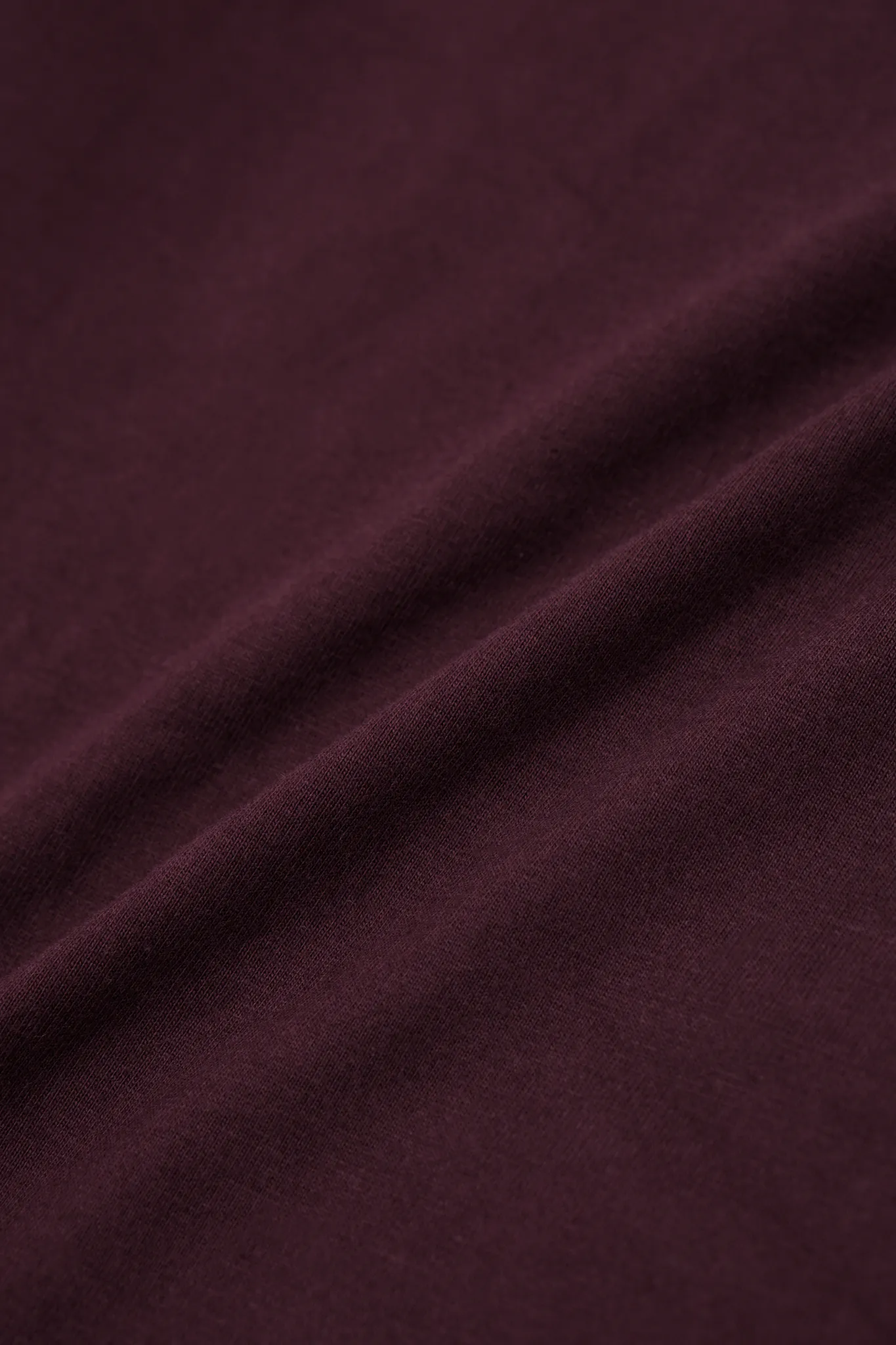 CLASSIC TEE IN WINE