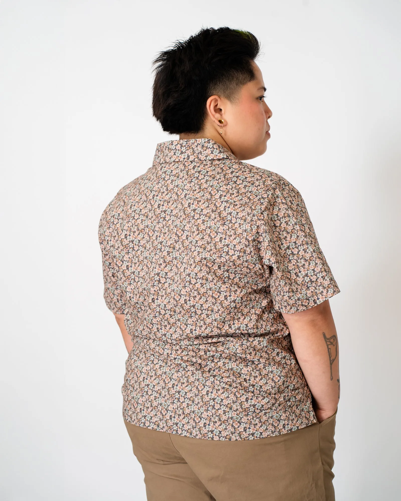 Dark Floral Founder Short Sleeve