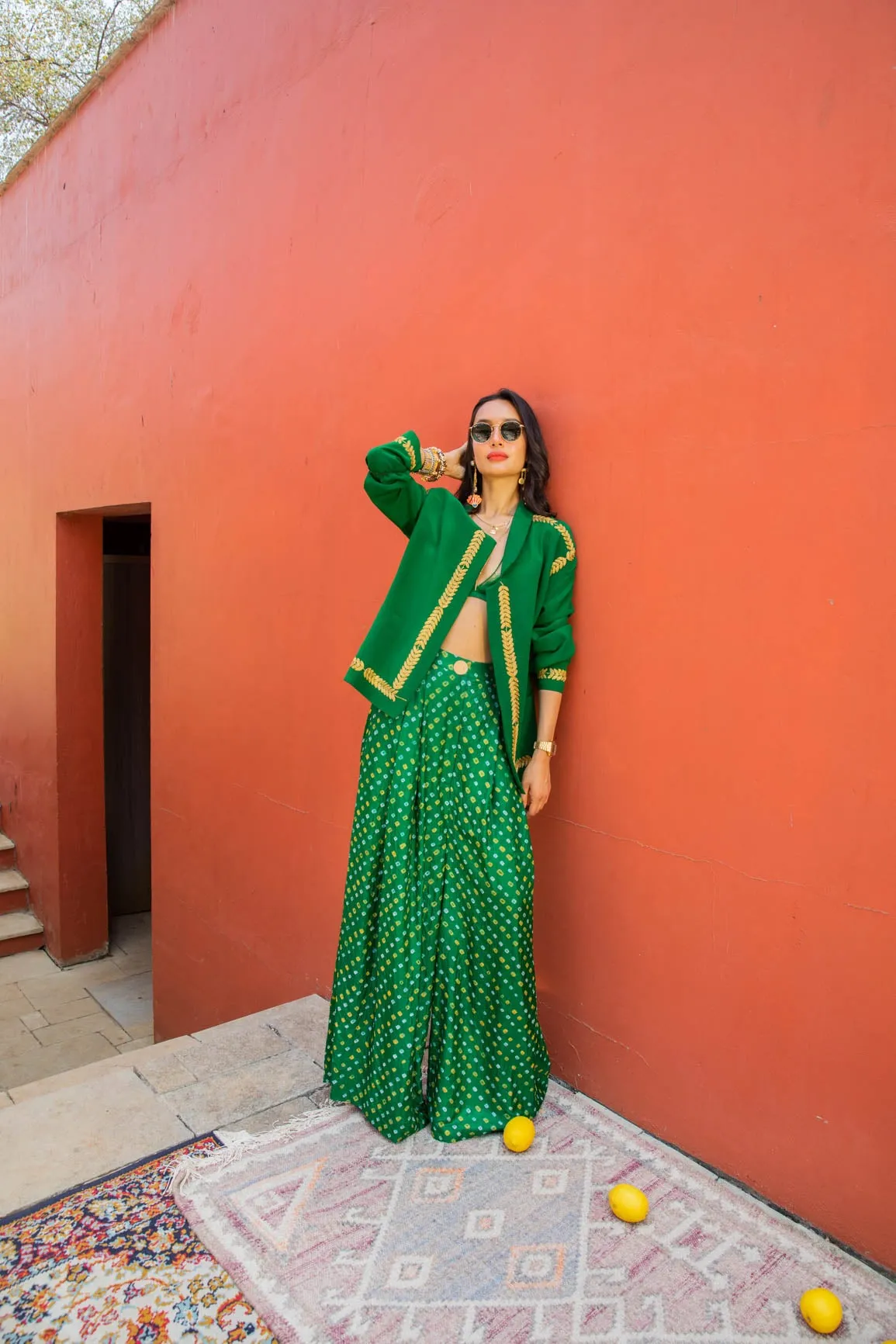 Emerald bandhini set