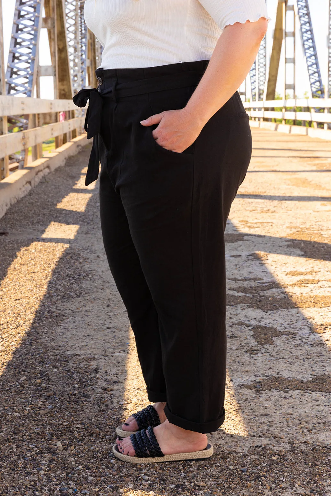 Glenna Paperbag Waist Pant Curvy
