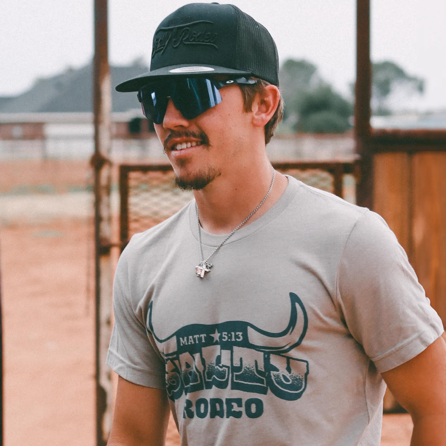 Horns Tee (Tan)