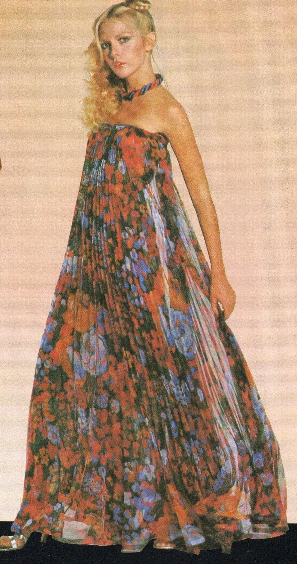 Incredible Spring 1977 Jean Patou by Angelo Tarlazzi Plunging Bronze Silk Lame Metallic Pleat Dress