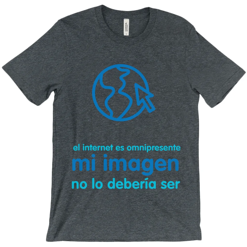Internet is Ubiquitous Adult T-Shirts (Spanish)