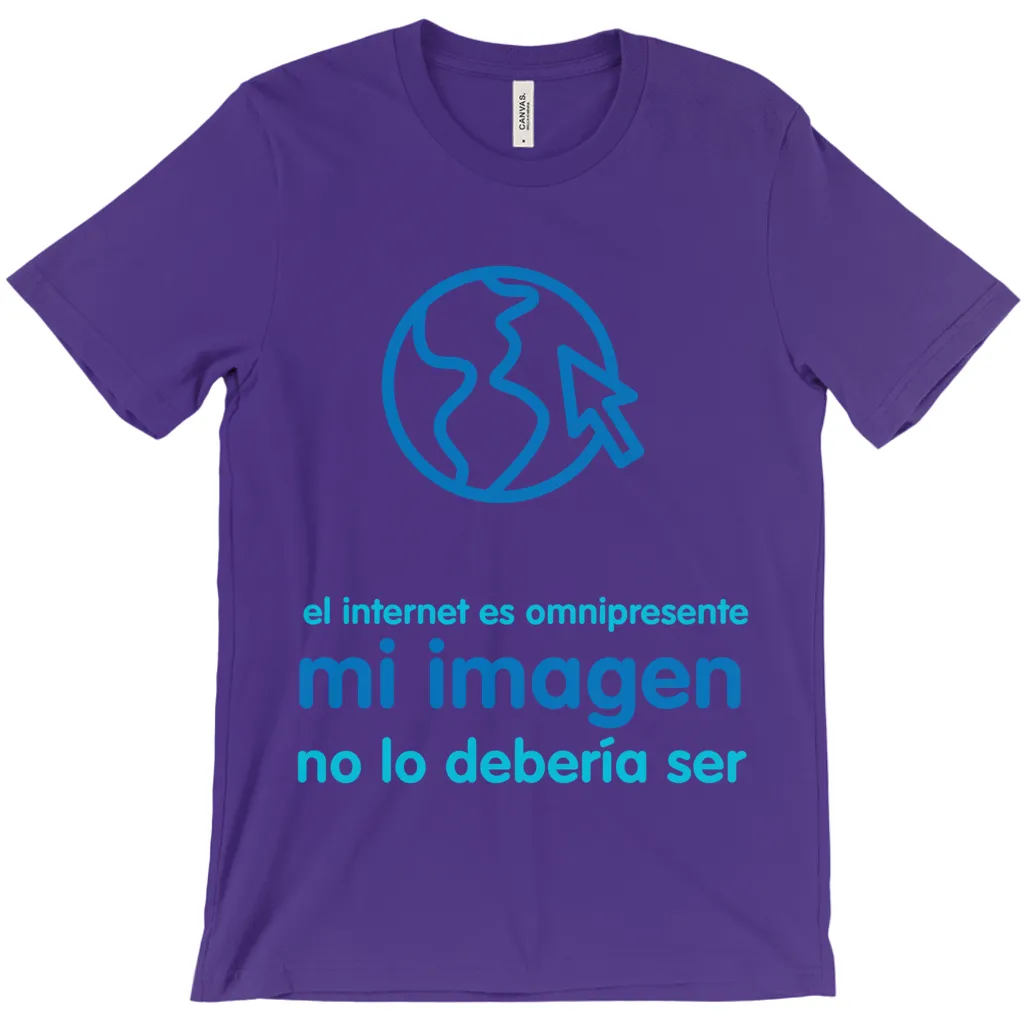 Internet is Ubiquitous Adult T-Shirts (Spanish)