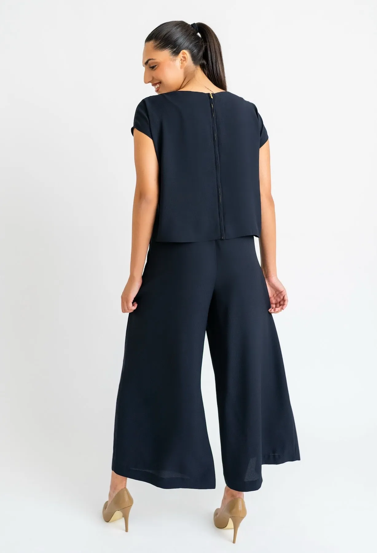 LAURA JUMPSUIT (BATHROOM-FRIENDLY)