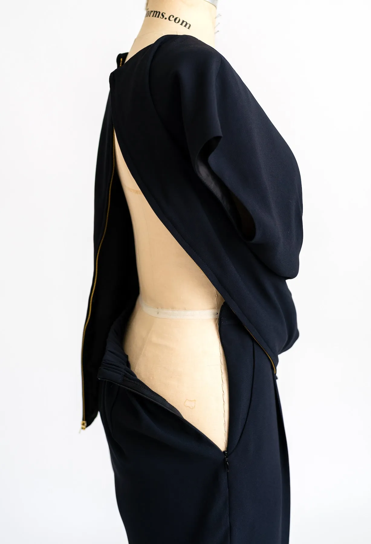 LAURA JUMPSUIT (BATHROOM-FRIENDLY)