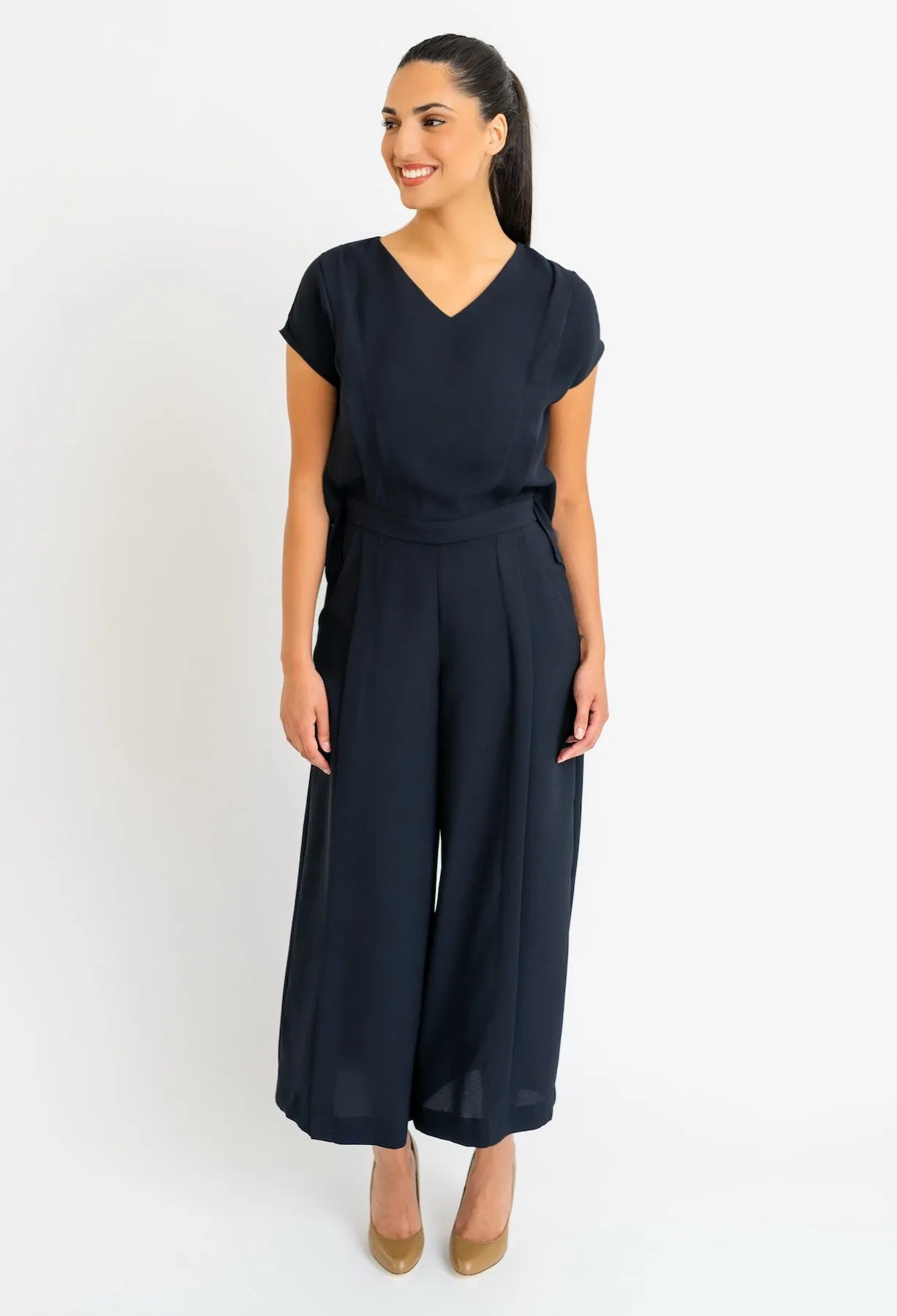 LAURA JUMPSUIT (BATHROOM-FRIENDLY)