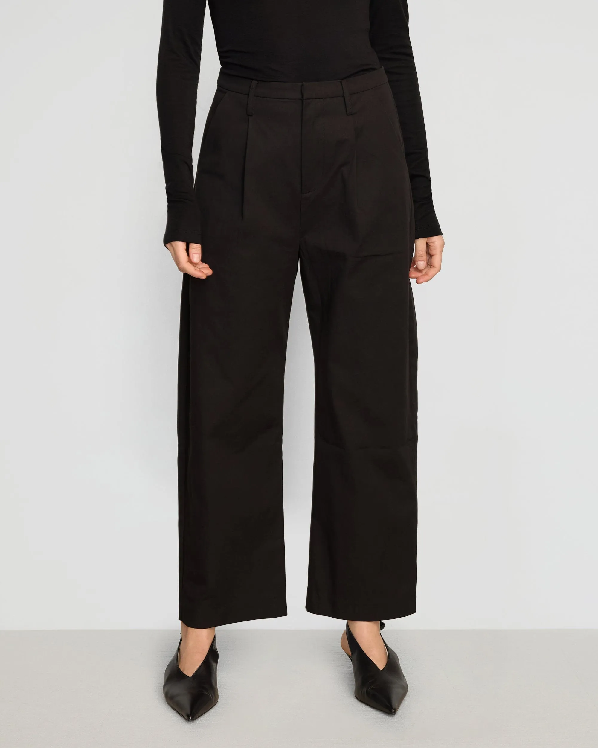 Meira Tailored Cropped Pant