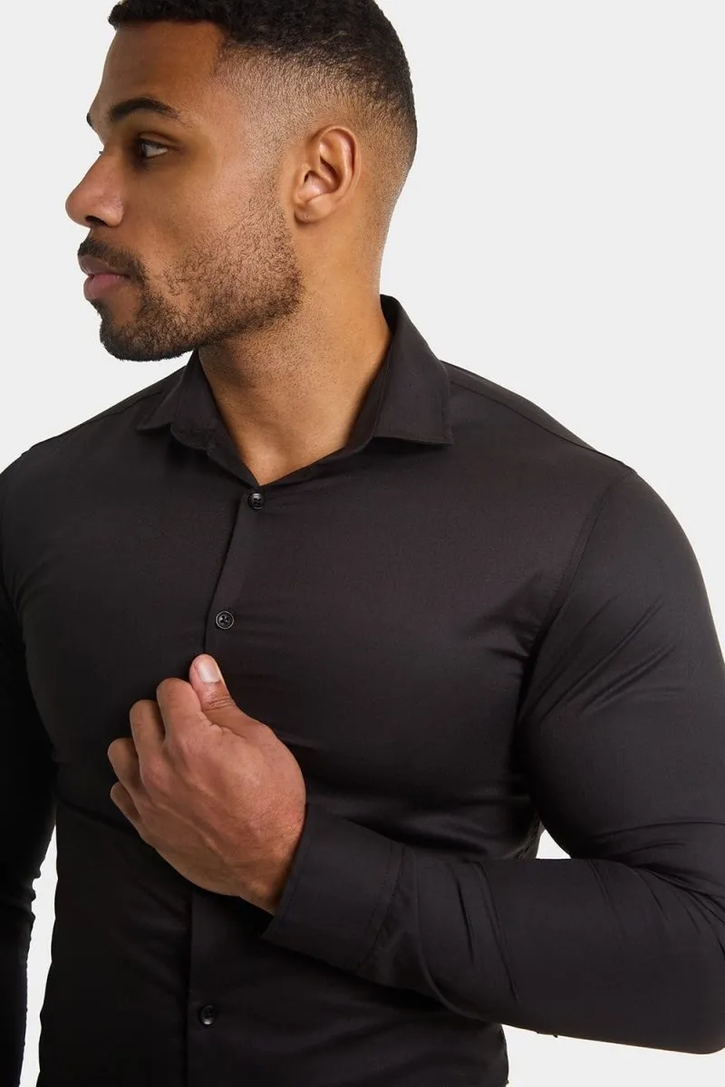 Muscle Fit Cutaway Collar Shirt in Black