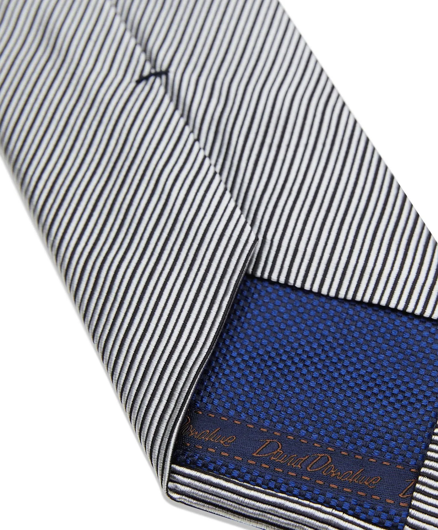 NT6962009 | Twill Weave Italian Silk Neck Tie