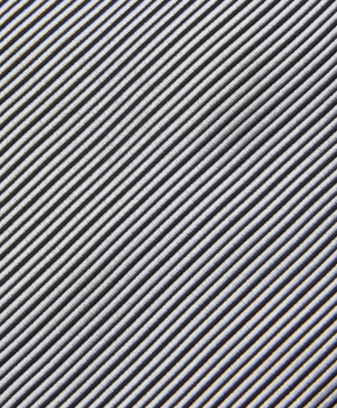 NT6962009 | Twill Weave Italian Silk Neck Tie