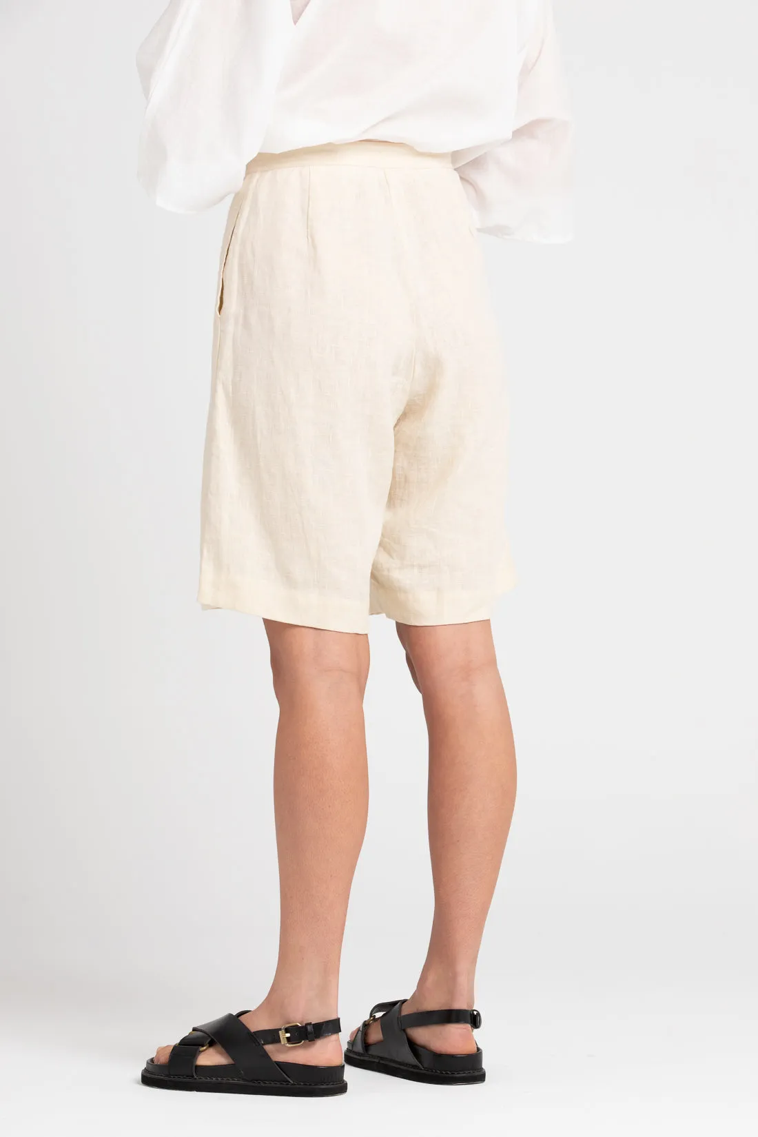 Parker Tailored Linen Short Shell