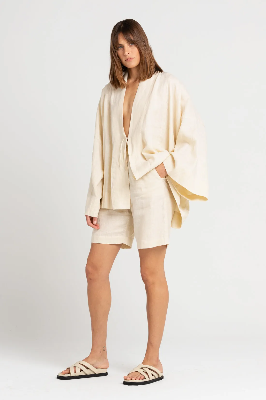 Parker Tailored Linen Short Shell