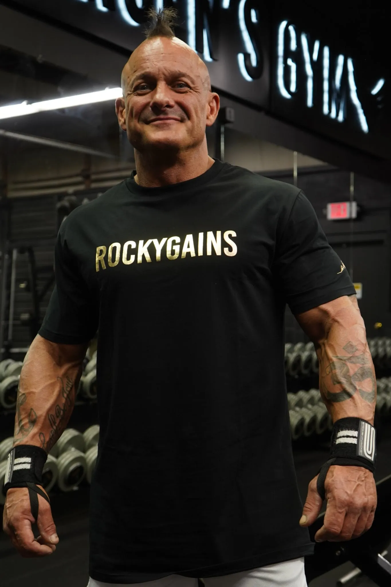 Performance Tee v2 - Legend