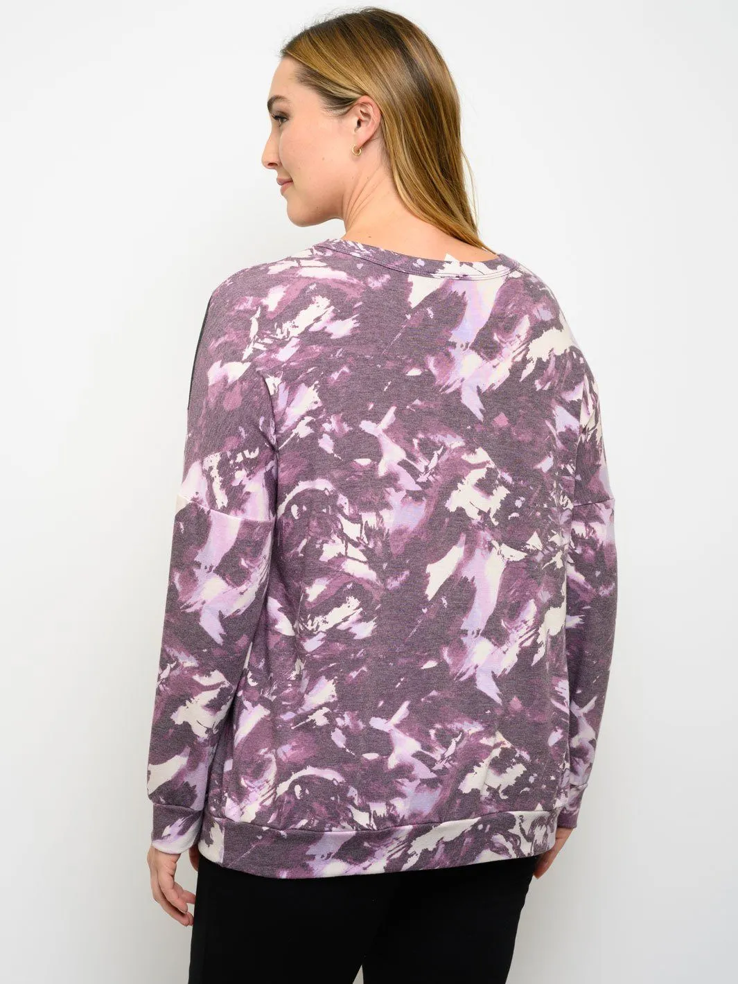 PLUS SIZE CHEVRON LONG SLEEVE TOP