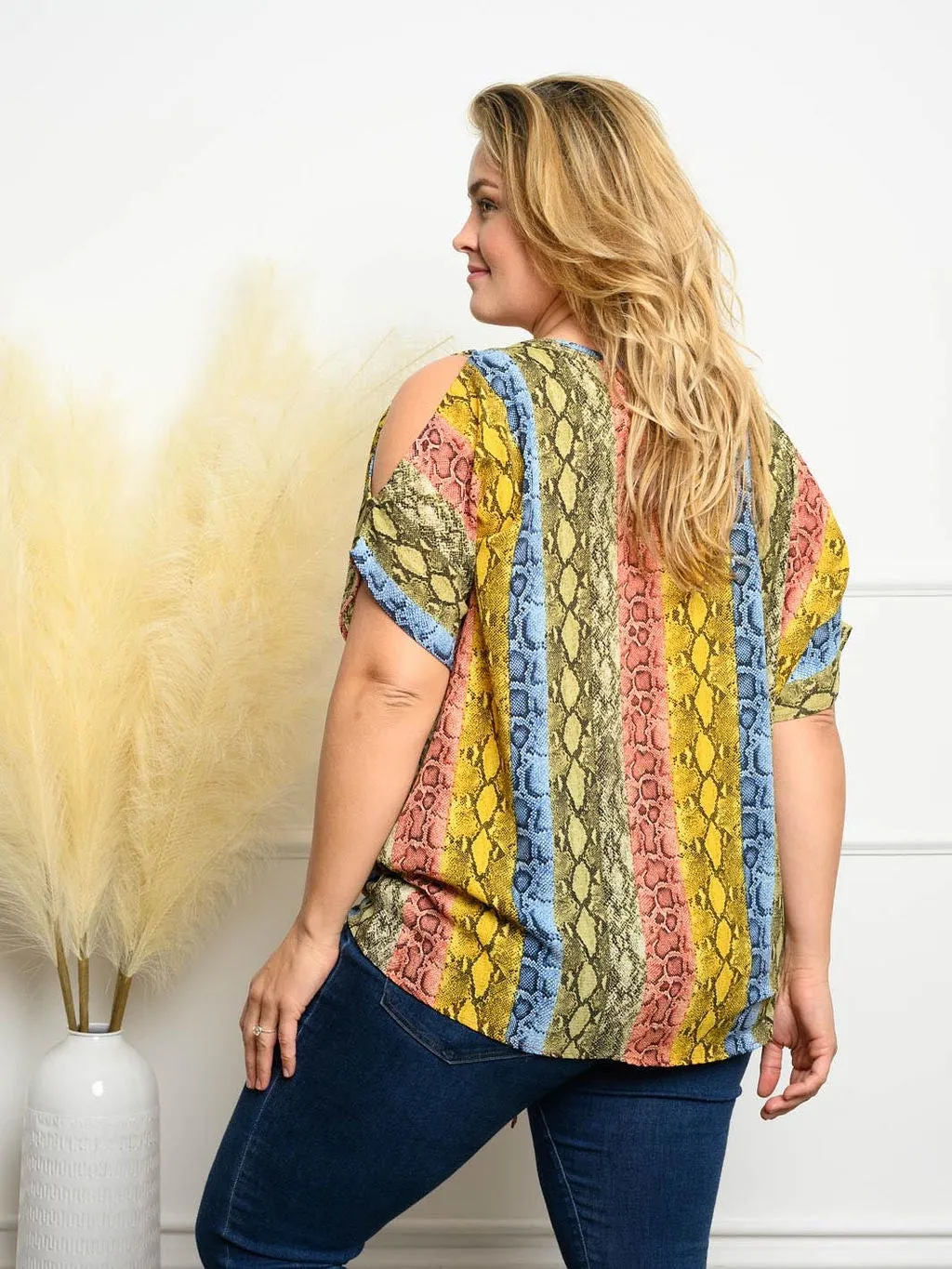 PLUS SIZE RAINBOW SNAKE SKIN COLD SLEEVE TOP