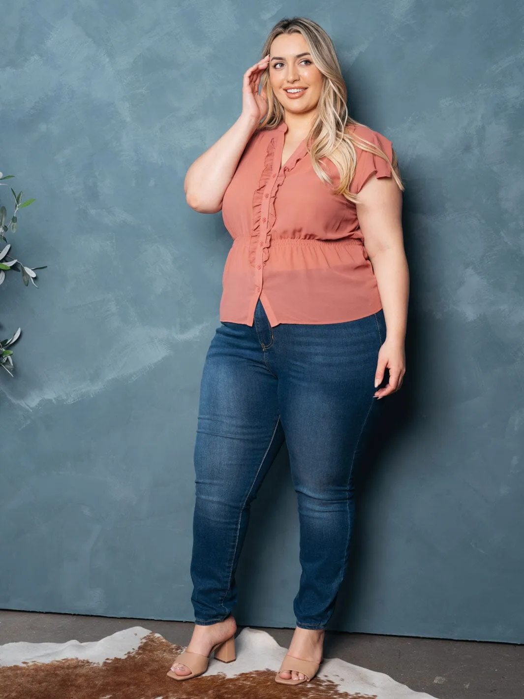PLUS SIZE SHORT SLEEVE RUFFLE BUTTON UP ELASTIC WAIST BLOUSE TOP