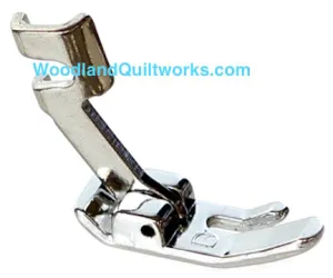 Straight Stitch Foot (Wide) 1/4" - Slant Shank Machines