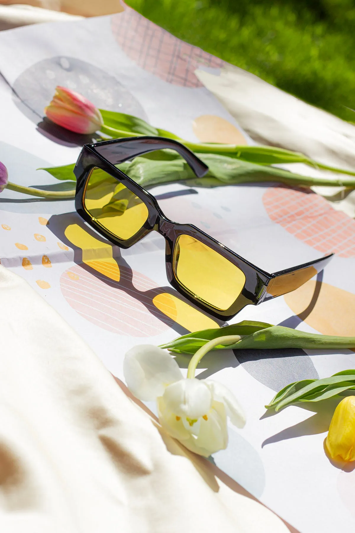 Thick Frame Mini Rectangle Sunglasses