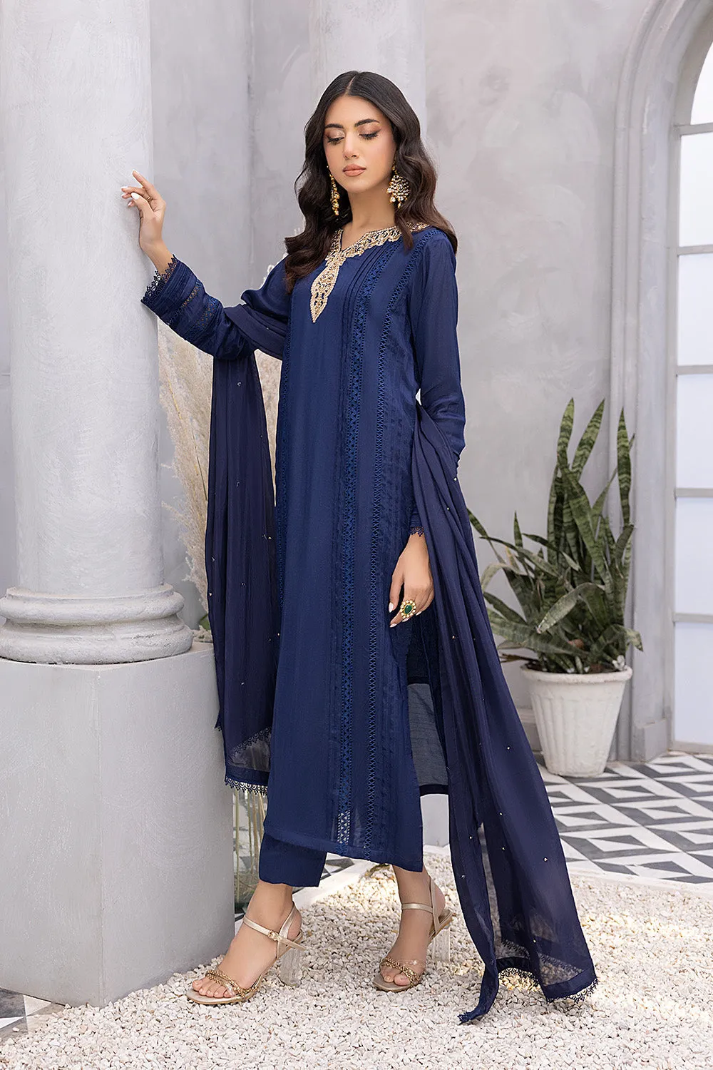 Traditional Blue Pakistani Salwar Kameez with Dupatta Salwar Suit