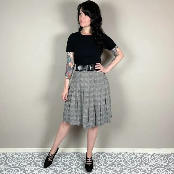 Vintage 1980s Glen Check High Waisted Pleated Mini Skirt