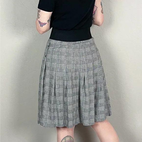 Vintage 1980s Glen Check High Waisted Pleated Mini Skirt