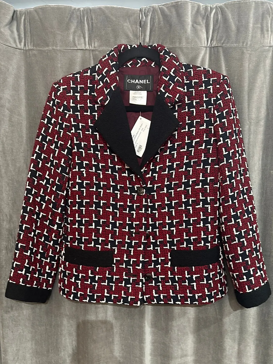 Vintage: CHANEL Red Black and White Blazer with Silver Inside Chain
