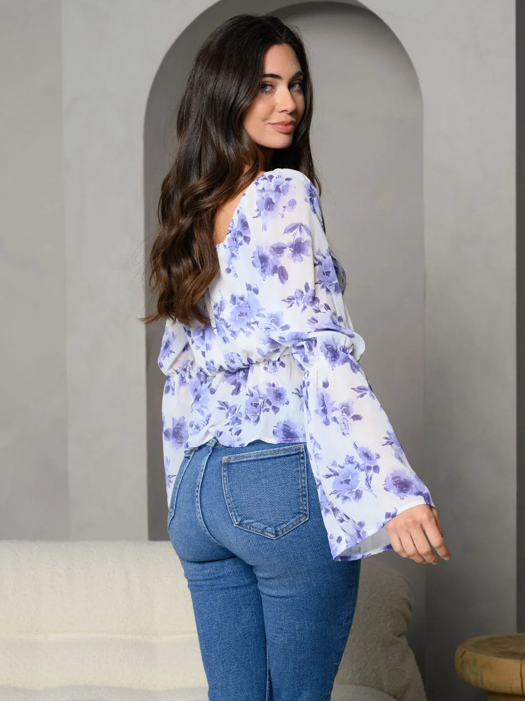 WOMEN'S LONG BELL SLEEVE FRONT RUCHING FLORAL TOP