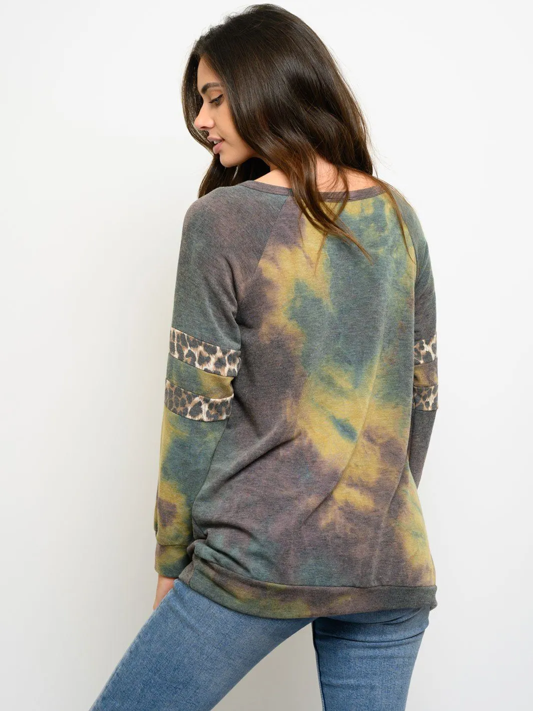 WOMEN'S LONG SLEEVE TIE DYE ANIMAL PRINT TOP