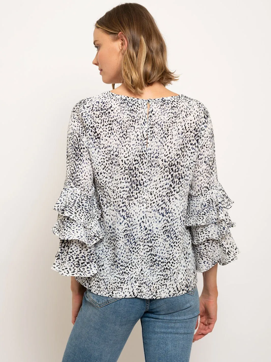 WOMEN'S RUFFLE SLEEVES TOP