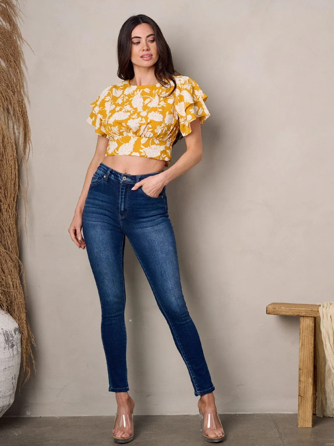 WOMEN'S SHORT RUFFLE SLEEVE OPEN BACK CROP TOP
