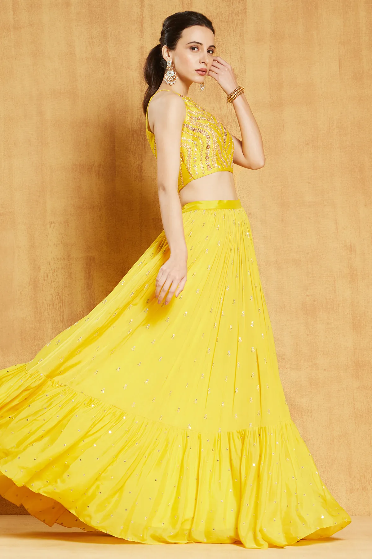YELLOW LITE LELA
