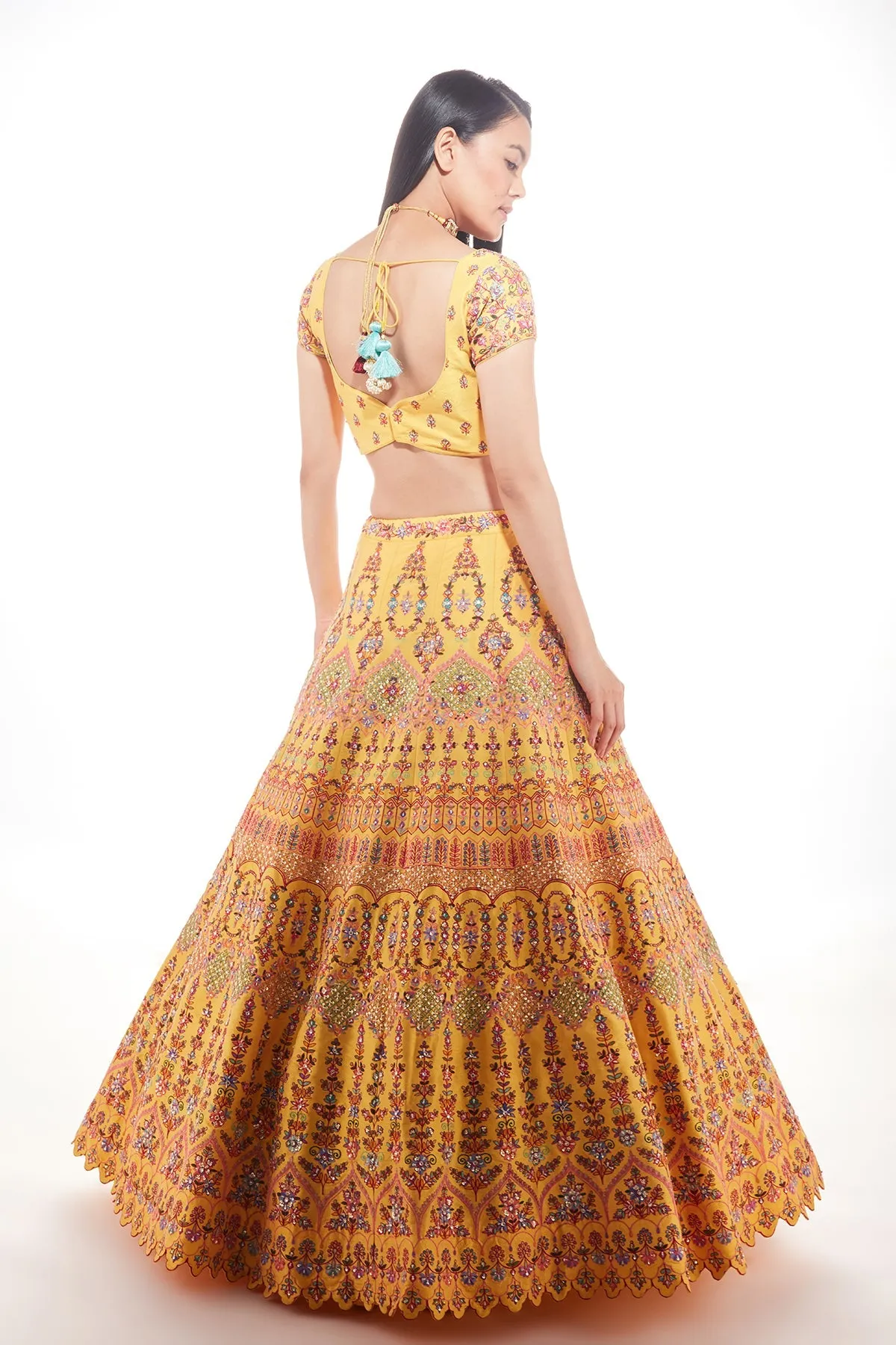 YELLOW ZEBA