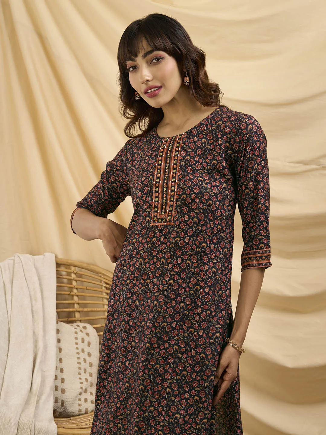 ZOLA Round Neck Muslin All Over Kalamkari Print 3/4th Sleeves Purple Straight Kurta For Women